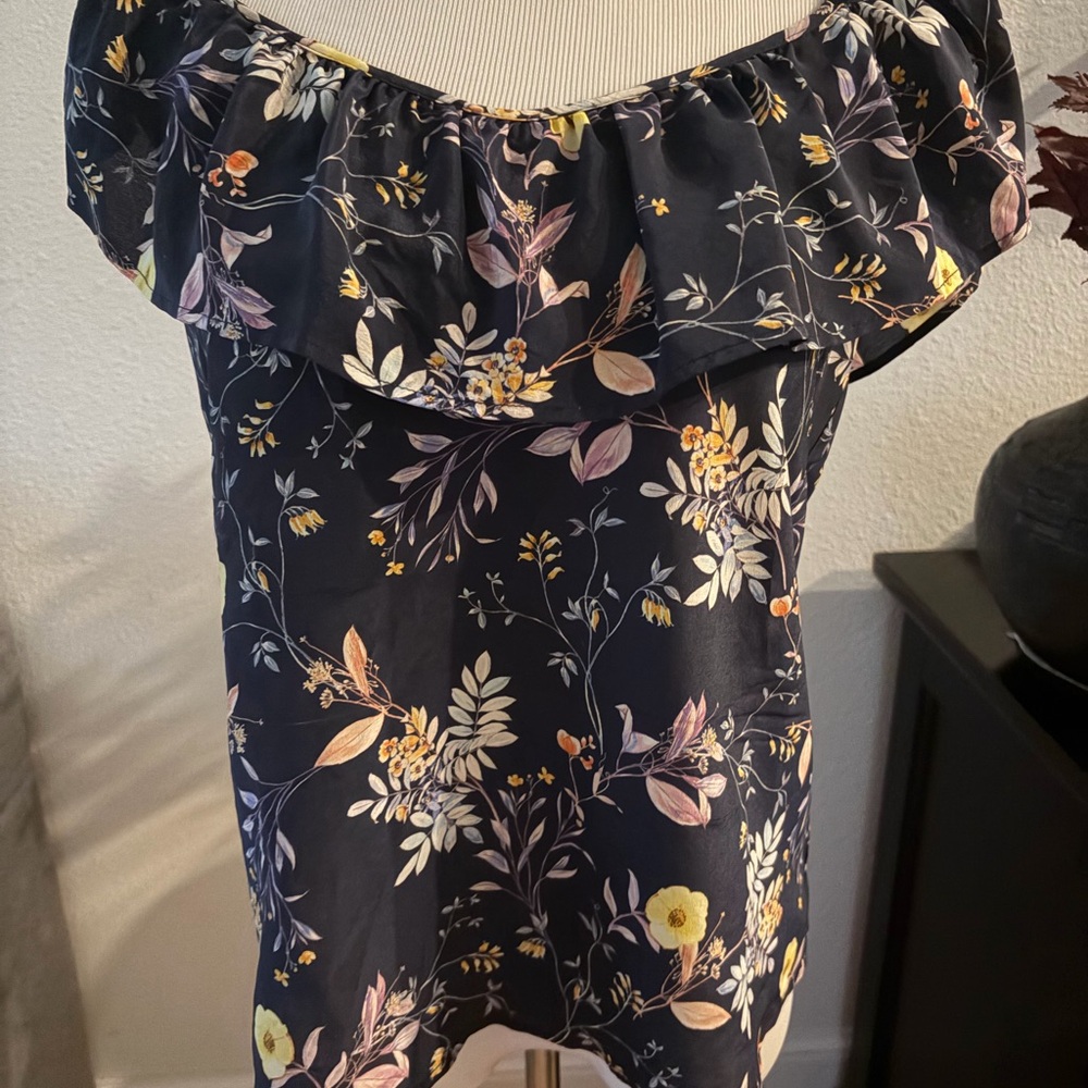 Amour Vert Navy Floral Off-Shoulder Ruffle Top